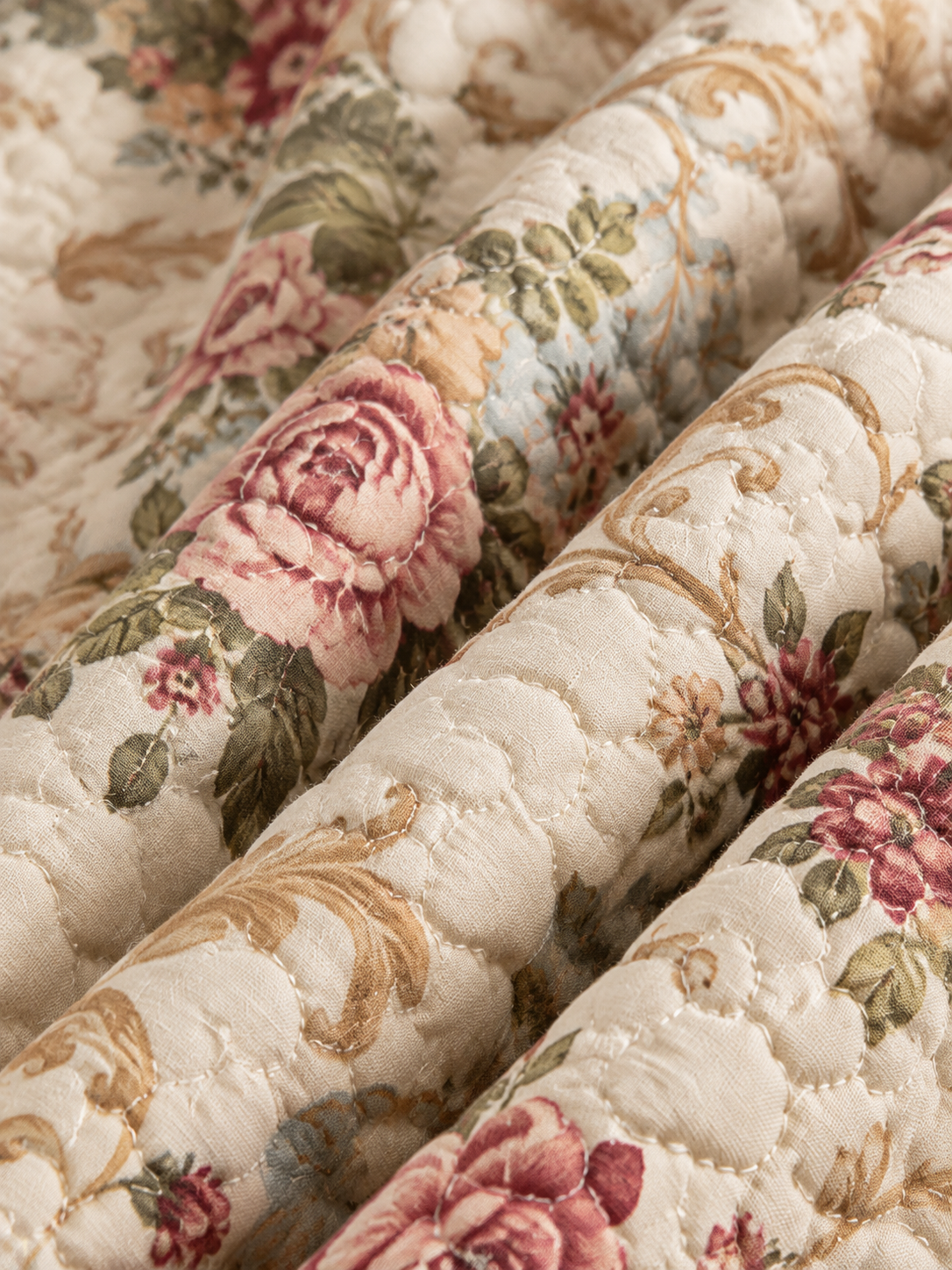 Vintage Botanical Rose Floral Quilted 3-Piece Bedding Set