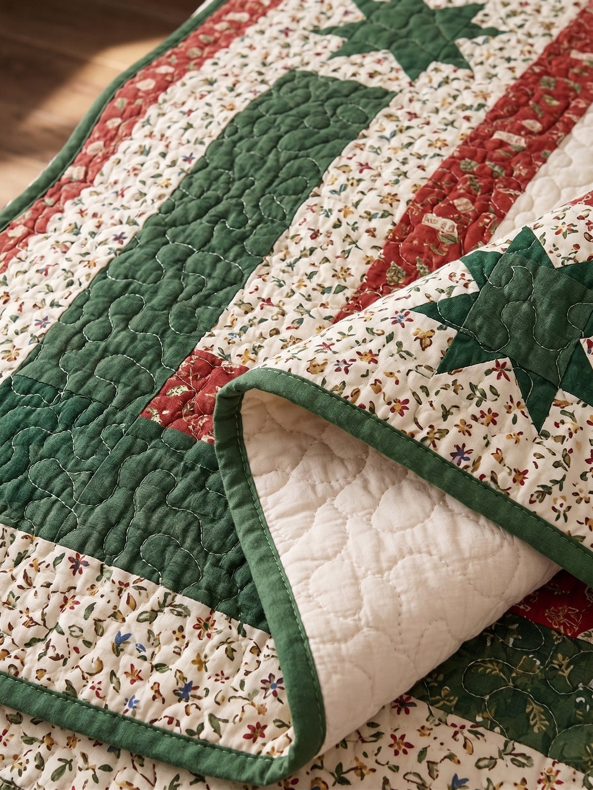 Vintage Christmas Star Patchwork Quilted 3-Piece Bedding Set