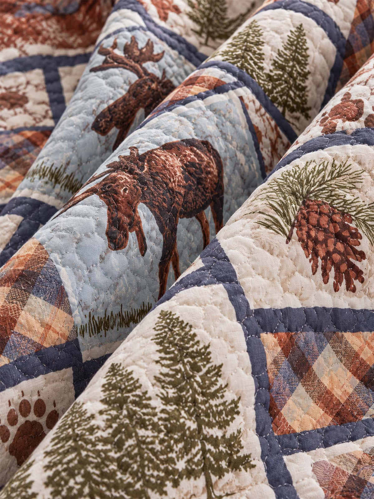 Moose & Fox Woodland Plaid Quilted Blanket