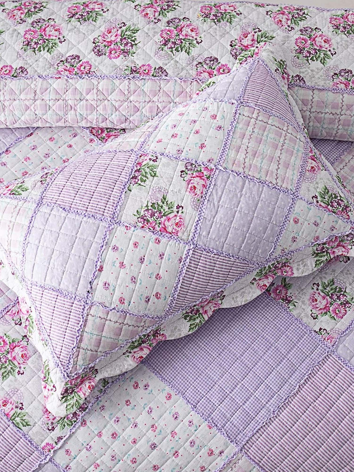 Lavender Rose Patchwork Quilted 3-Piece Bedding Set