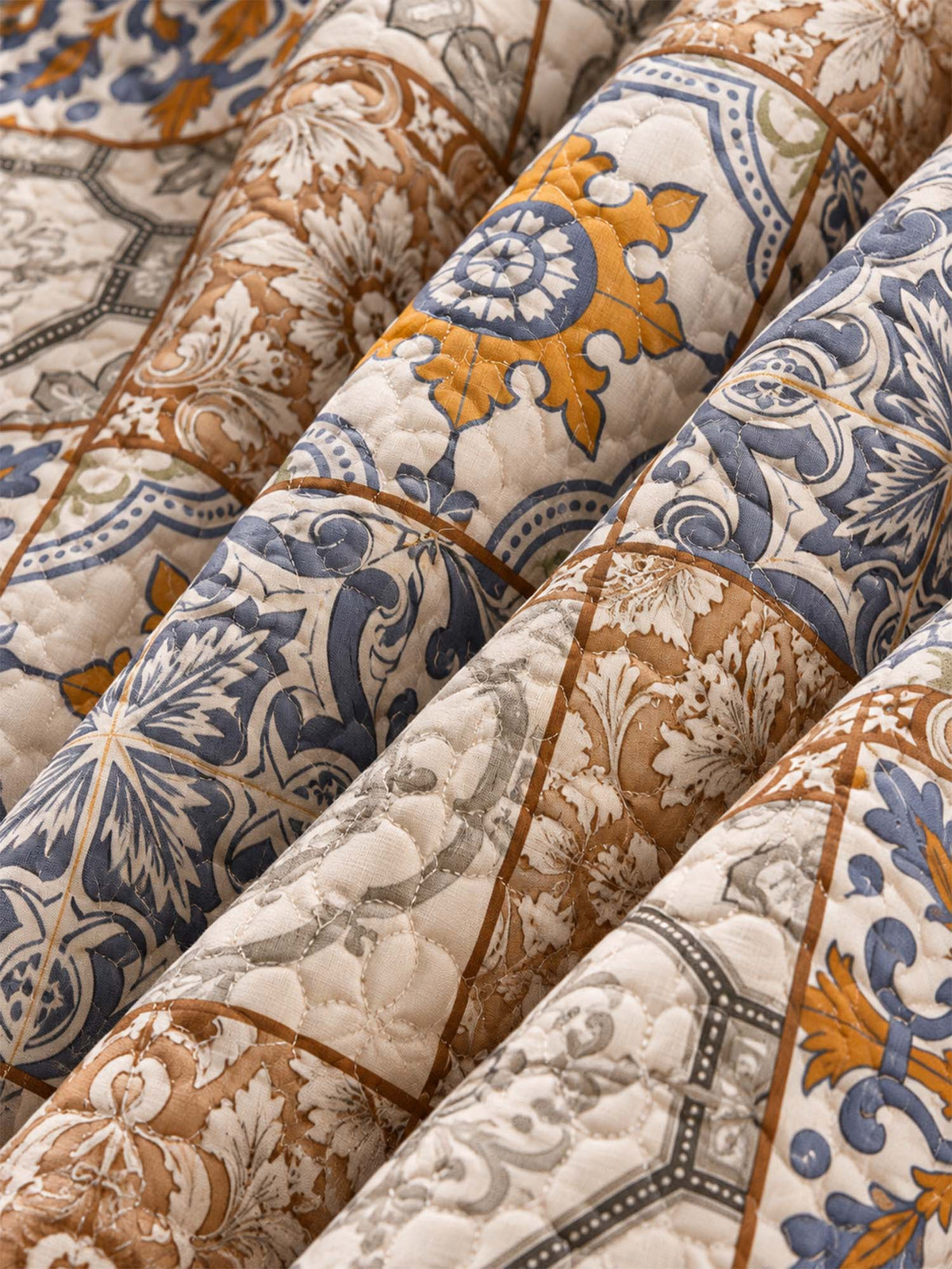 Mediterranean Tile Patchwork Quilted 3-Piece Bedding Set
