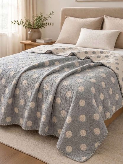 Vintage Gray Leaf Dot Jacquard Quilted Throw Three‑Layer Gauze Cotton Blanket
