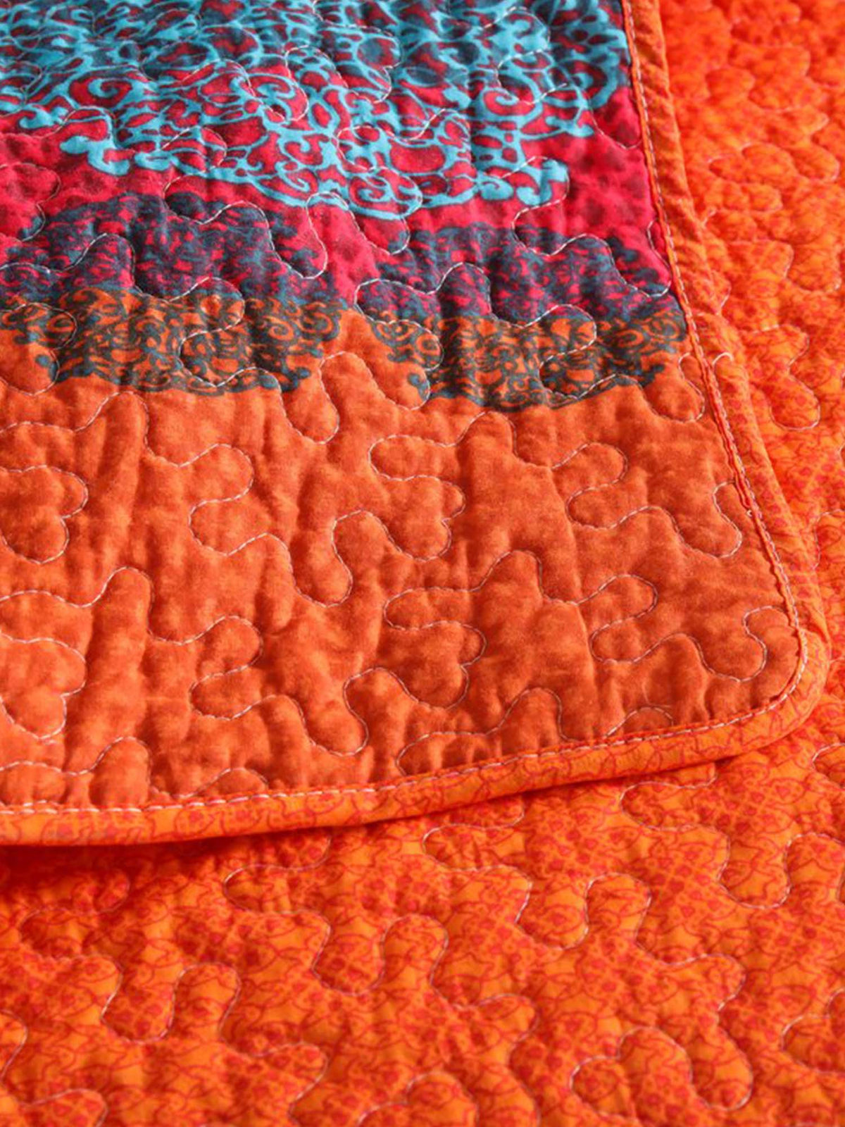 Vibrant Paisley Garden Quilted 3-Piece Bedding Set