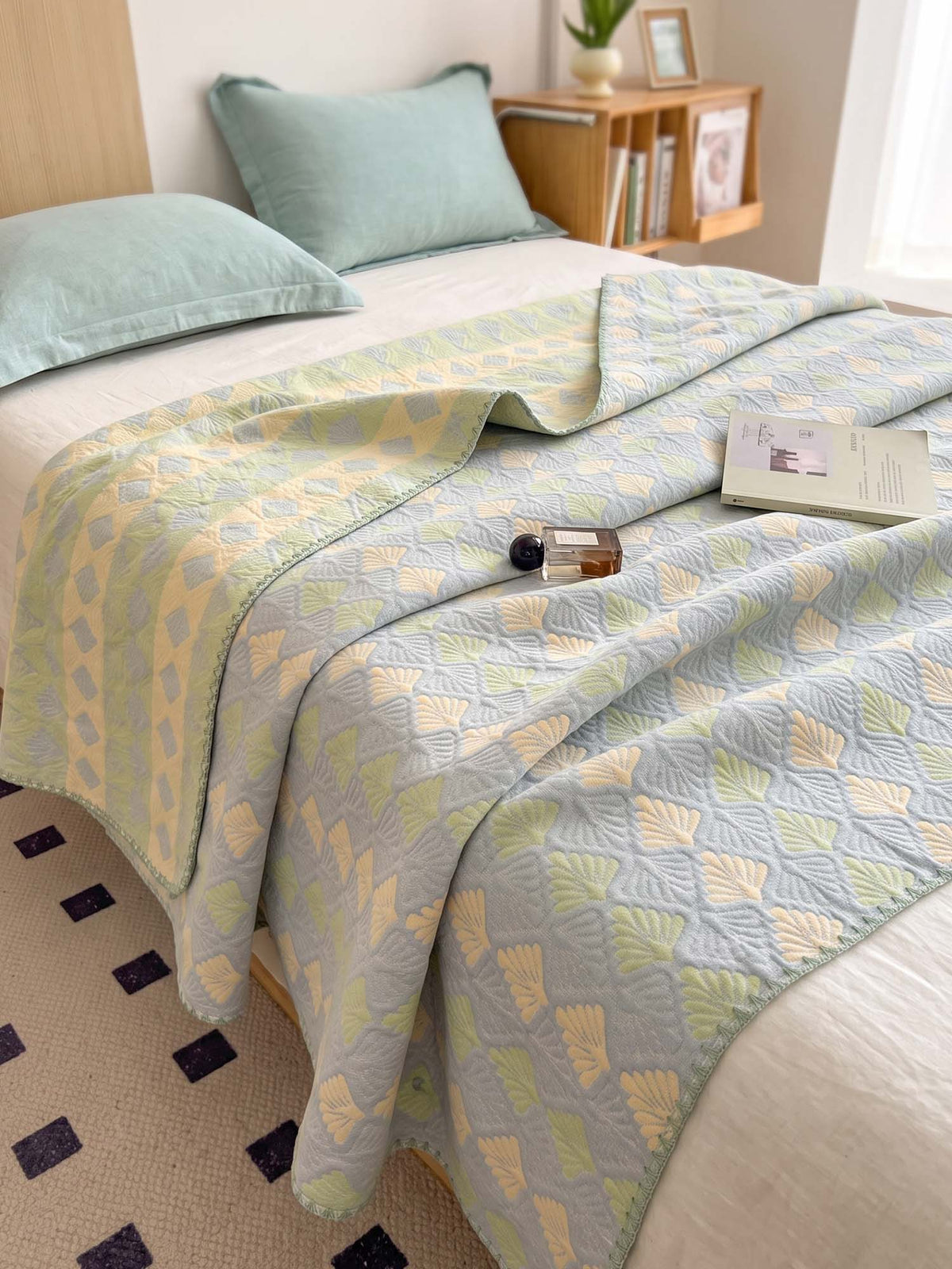 Vintage Green Yellow Geometric Patchwork Jacquard Quilted Throw Three‑Layer Gauze Cotton Blanket