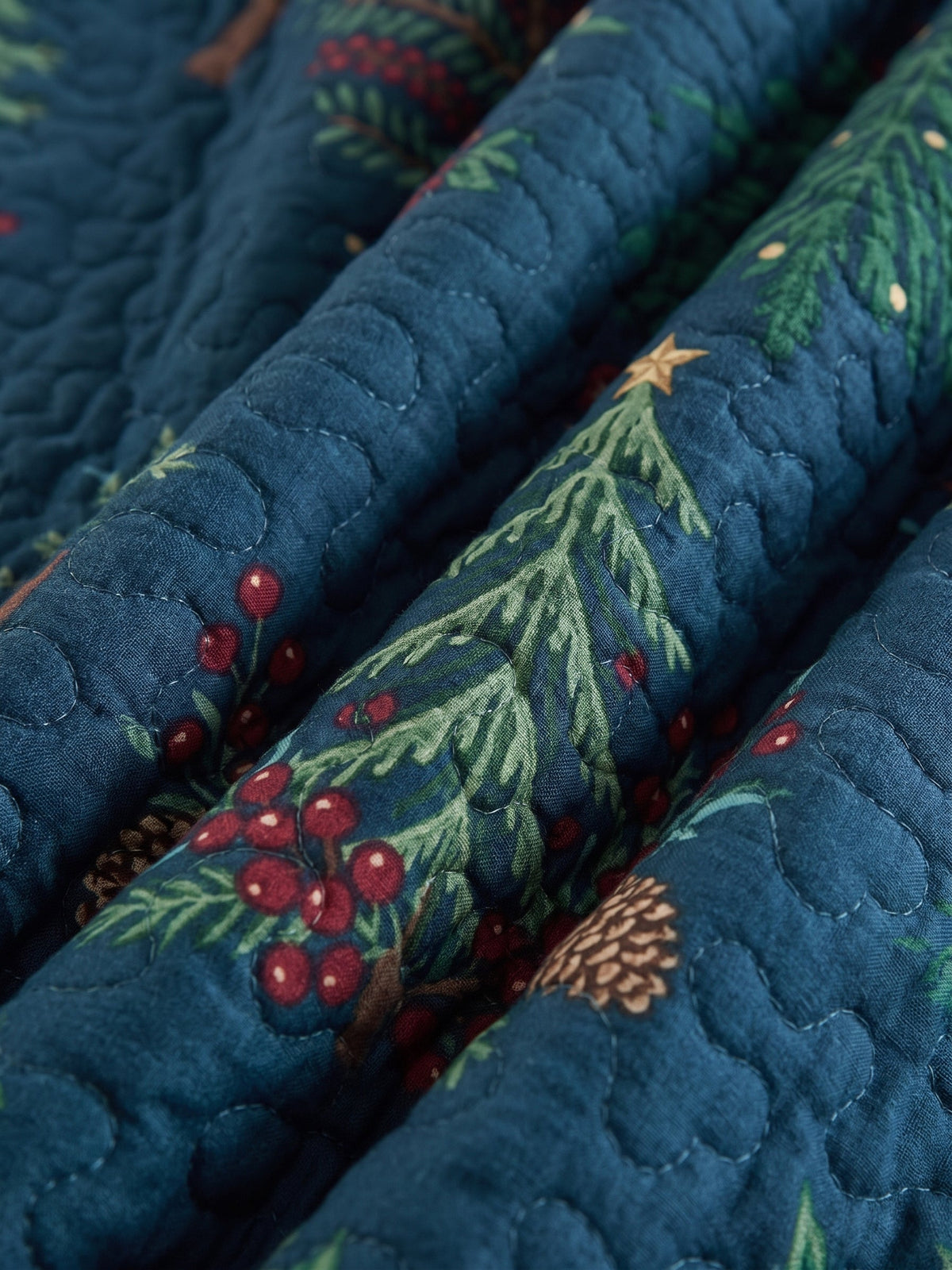 Evergreen Forest Christmas Quilted 3-Piece Bedding Set
