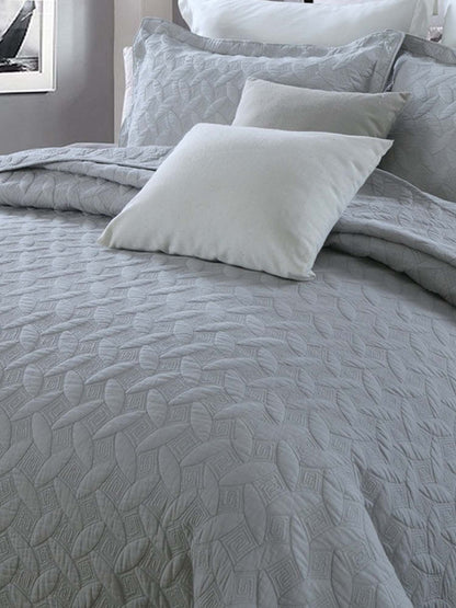 Braided Haven Quilted 3-Piece Bedding Set