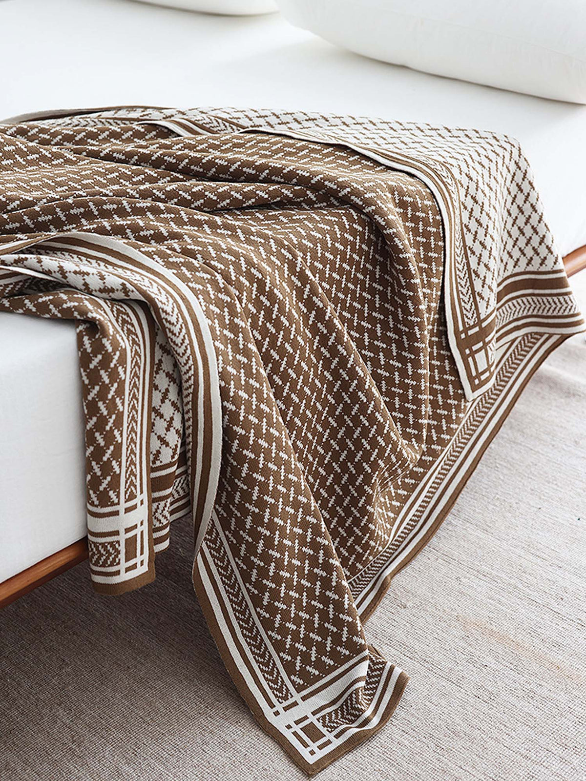 Geometric Knit Throw Blanket & Pillow Cover Set