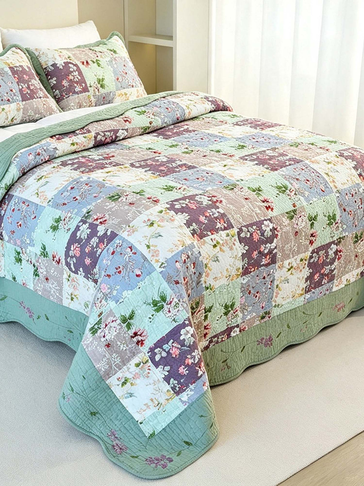 Sage Floral Patchwork Quilted 3-Piece Bedding Set