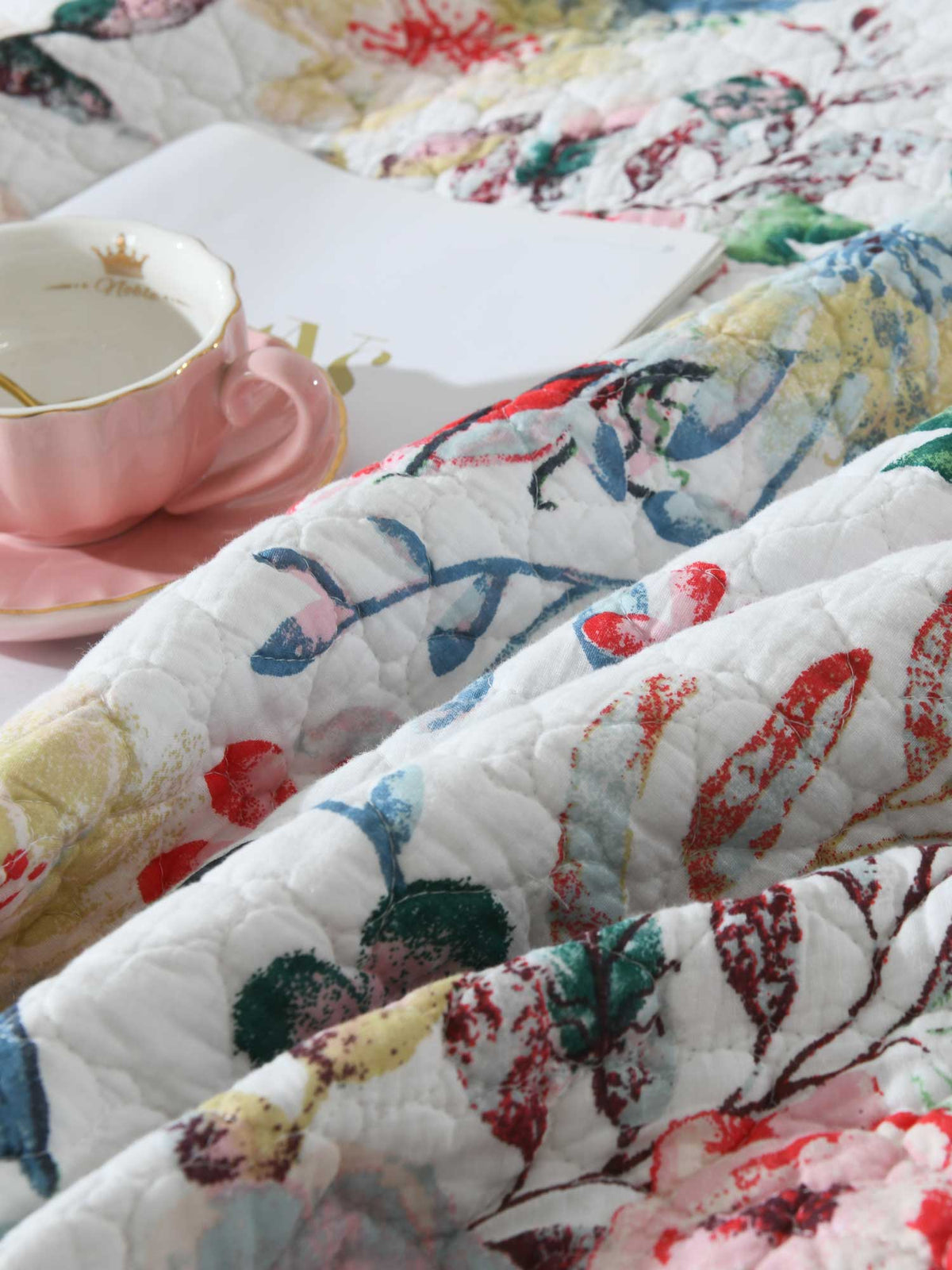 Vintage Bird Floral Garden Print Quilted 3‑Piece Bedding Set