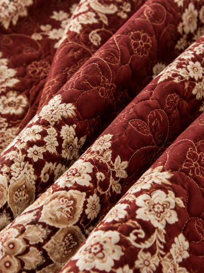 Vintage Burgundy Floral Medallion Quilted 3-Piece Bedding Set