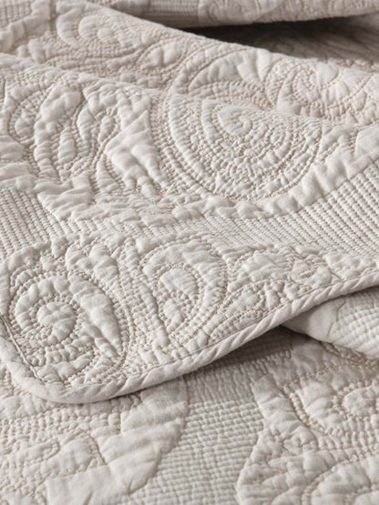 Damask Quilted 3-Piece Bedding Set