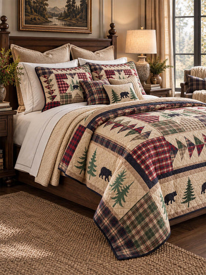 Black Bear Plaid Star Woodland Quilted 3-Piece Bedding Set
