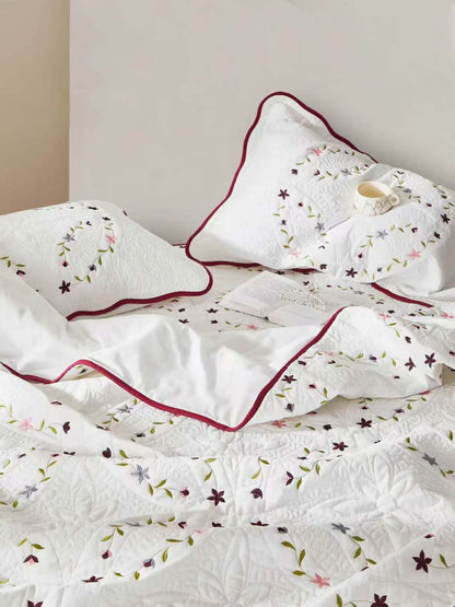 Meadow Vine Floral Quilted 3-Piece Bedding Set