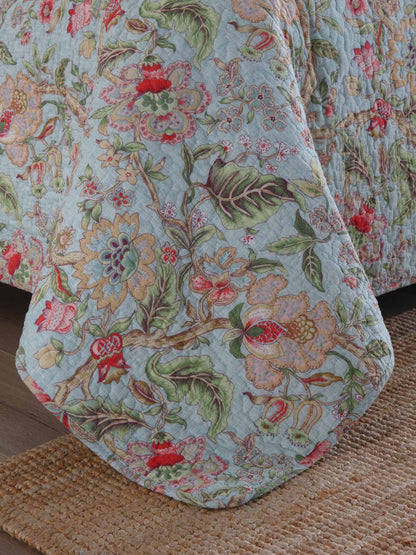Light Blue Country Garden Floral Print Quilted 3‑Piece Bedding Set