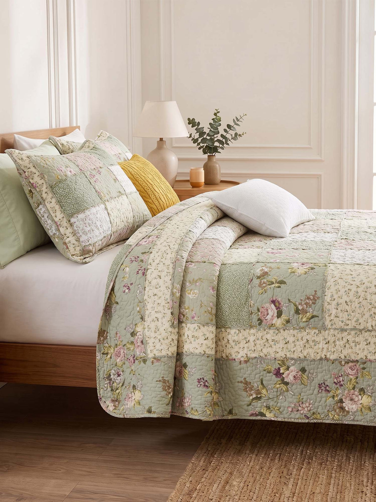 Rose Cottage Patchwork Quilted 3-Piece Bedding Set