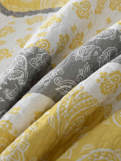 Yellow Grey Paisley Stripe Quilted 3‑Piece Bedding Set