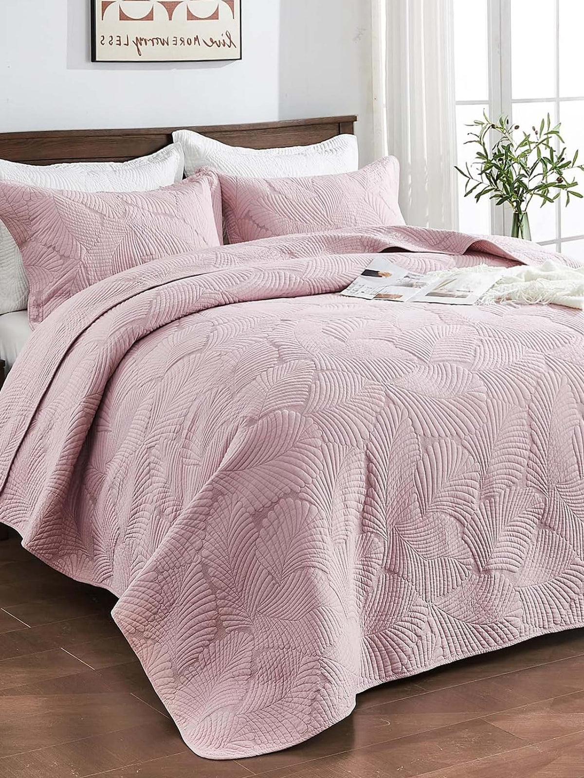 Leaf Texture Quilted 3-Piece Bedding Set