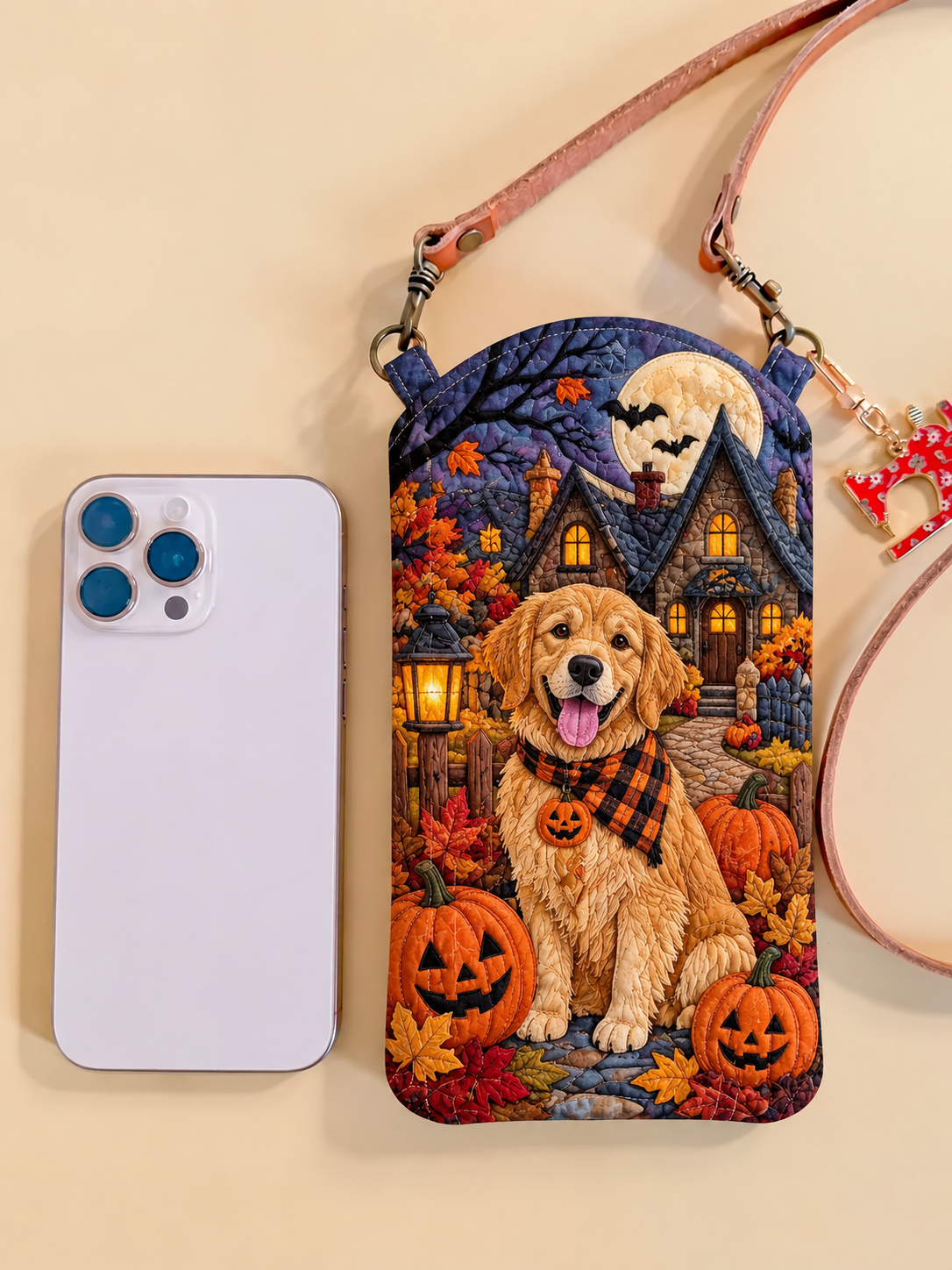 Smalle, gewatteerde schoudertas voor telefoon – Golden Retriever in de pompoennacht