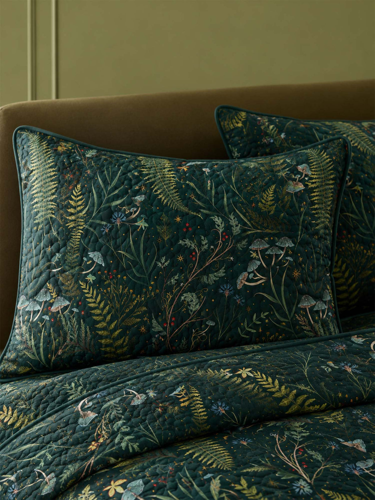 H.PAI Enchanted Forest Mushroom Quilted 3-Piece Bedding Set