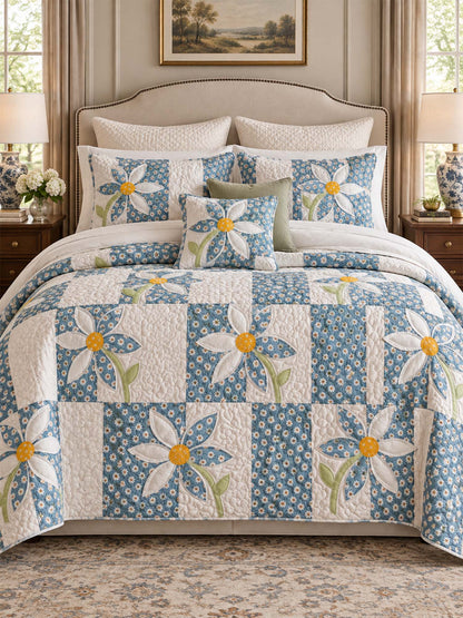 Blue Daisy Cottage Patchwork Quilted 3-Piece Bedding Set