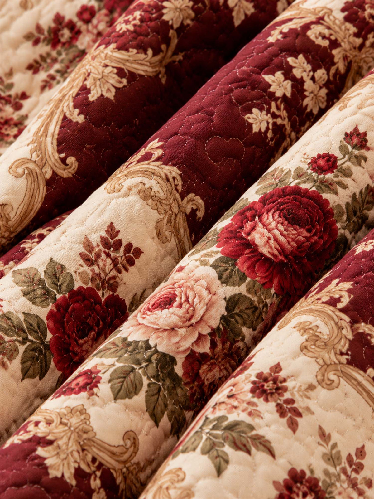 Vintage Burgundy Rose Baroque Quilted 3-Piece Bedding Set