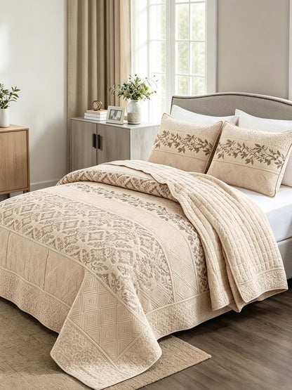 Vintage Botanical Quilted 3‑Piece Bedding Set