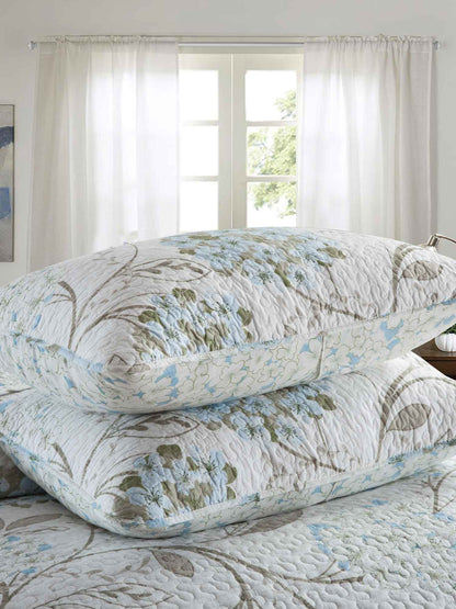 Light Blue Hydrangea Floral Print Quilted 3‑Piece Bedding Set