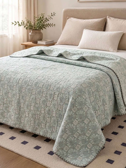 Vintage Sage Gray Damask Floral Jacquard Quilted Throw Three‑Layer Gauze Cotton Blanket