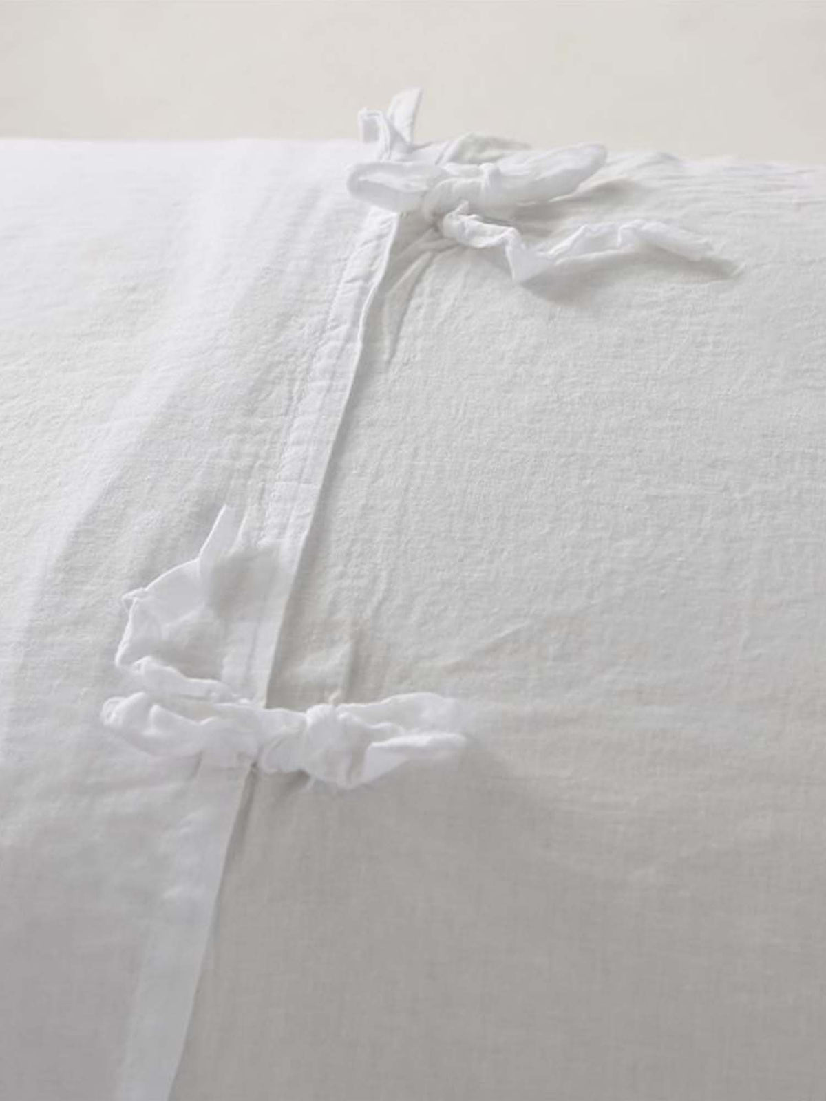 Ivory Nomad Geometric Quilted 3-Piece Bedding Set