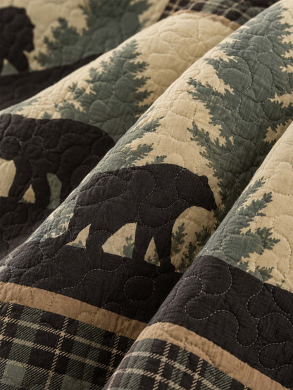 Black Bear Forest Plaid Quilted 3-Piece Bedding Set