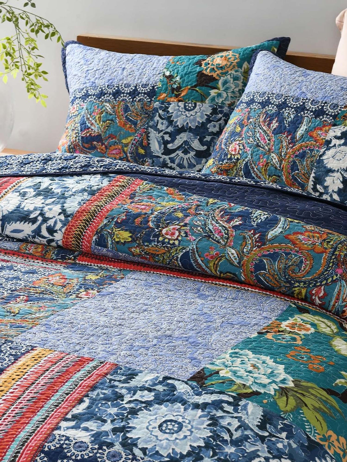 Indigo Paisley Patchwork Quilted 3-Piece Bedding Set