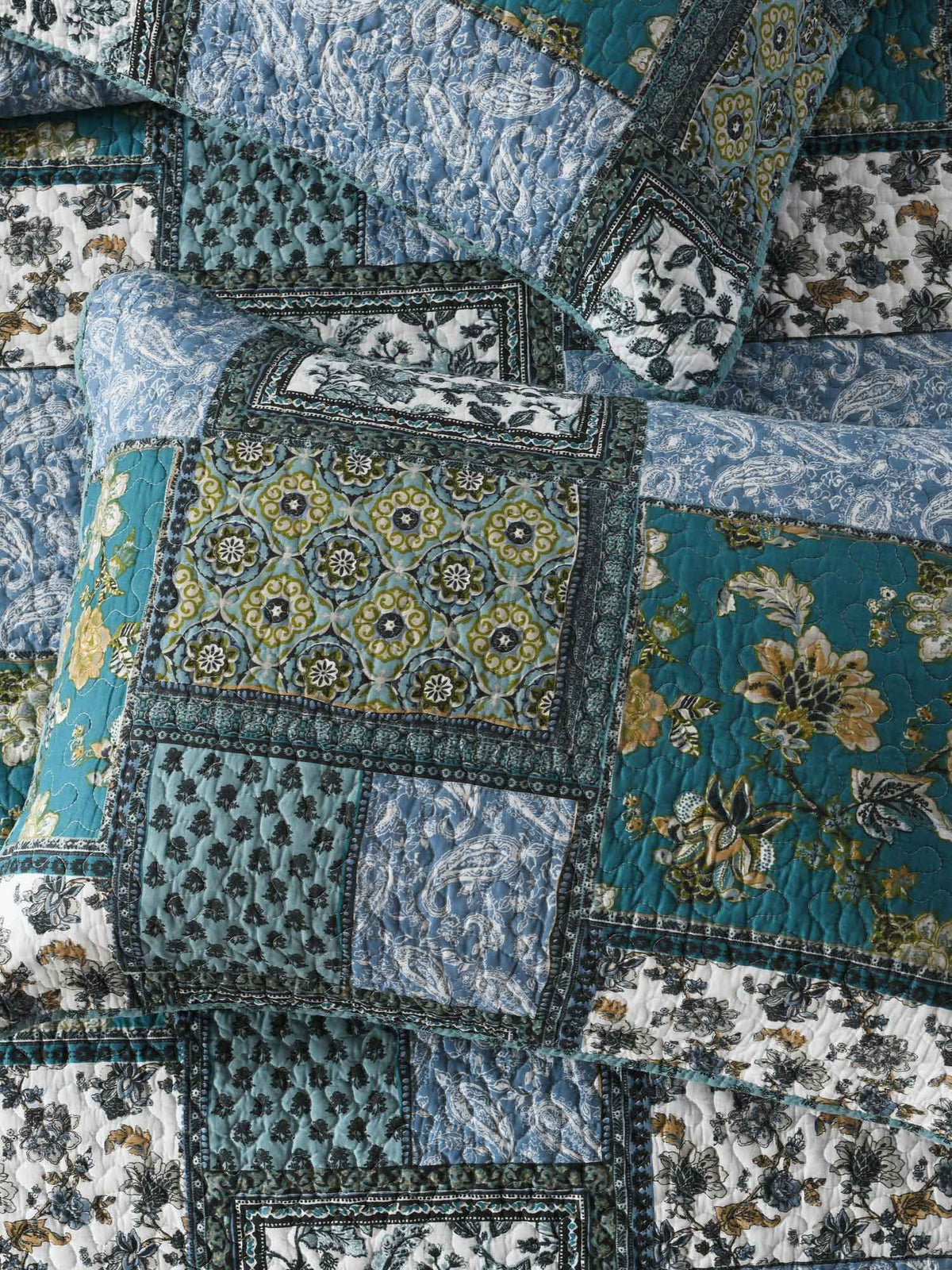 Teal Blue Floral Block Patchwork Quilted 3‑Piece Bedding Set