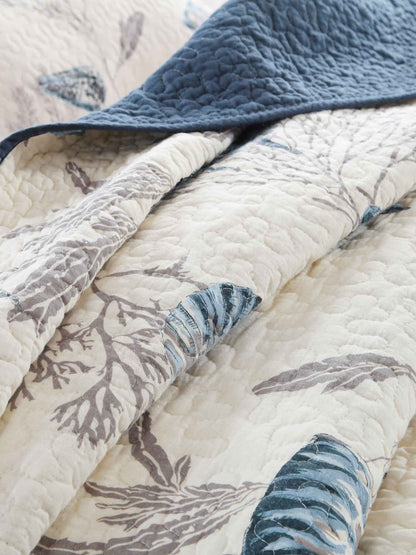 Coastal Sea Shell Coral Print Quilted 3‑Piece Bedding Set