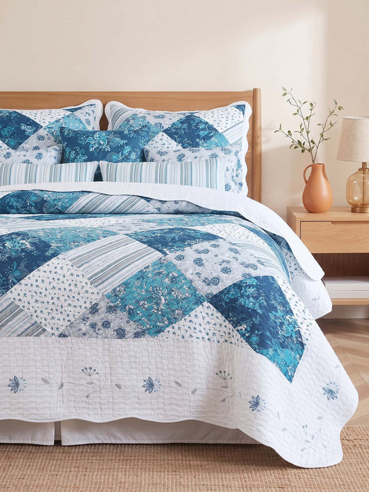 Blue Cottage Patchwork Quilted 3-Piece Bedding Set