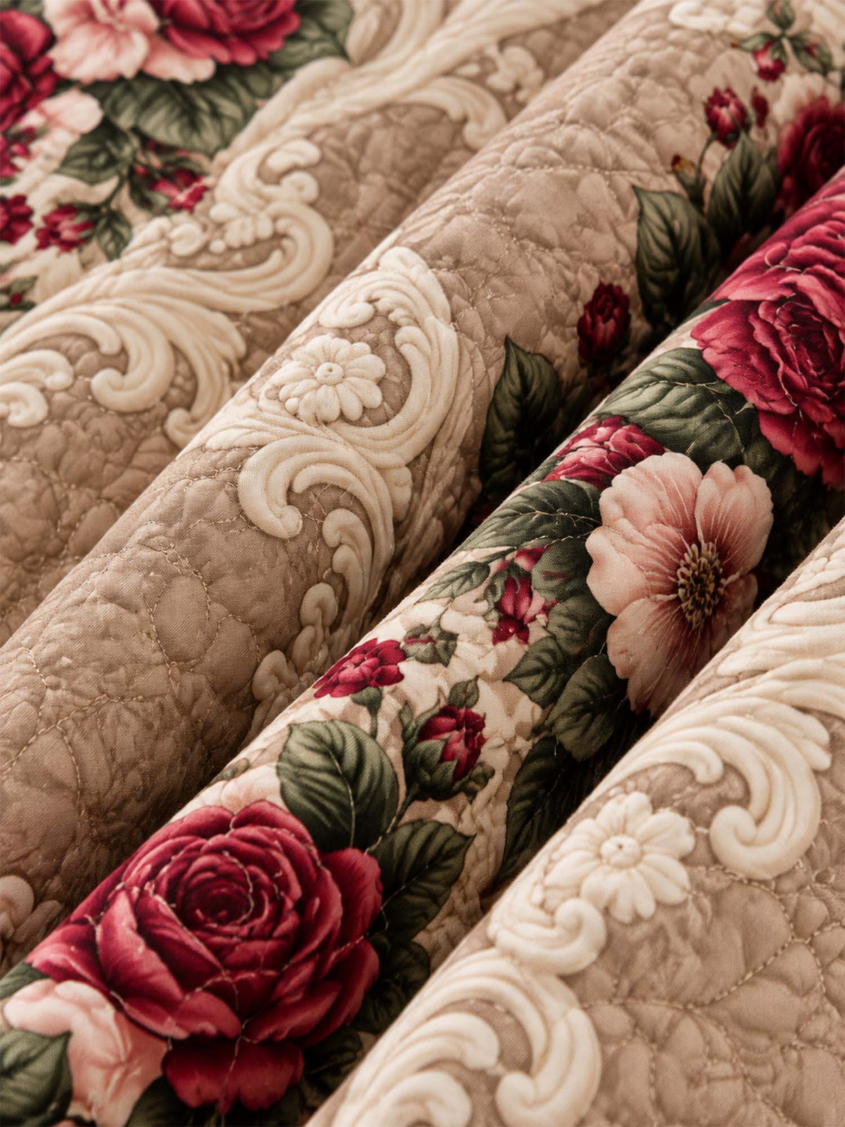Vintage Rose Floral Quilted 3-Piece Bedding Set