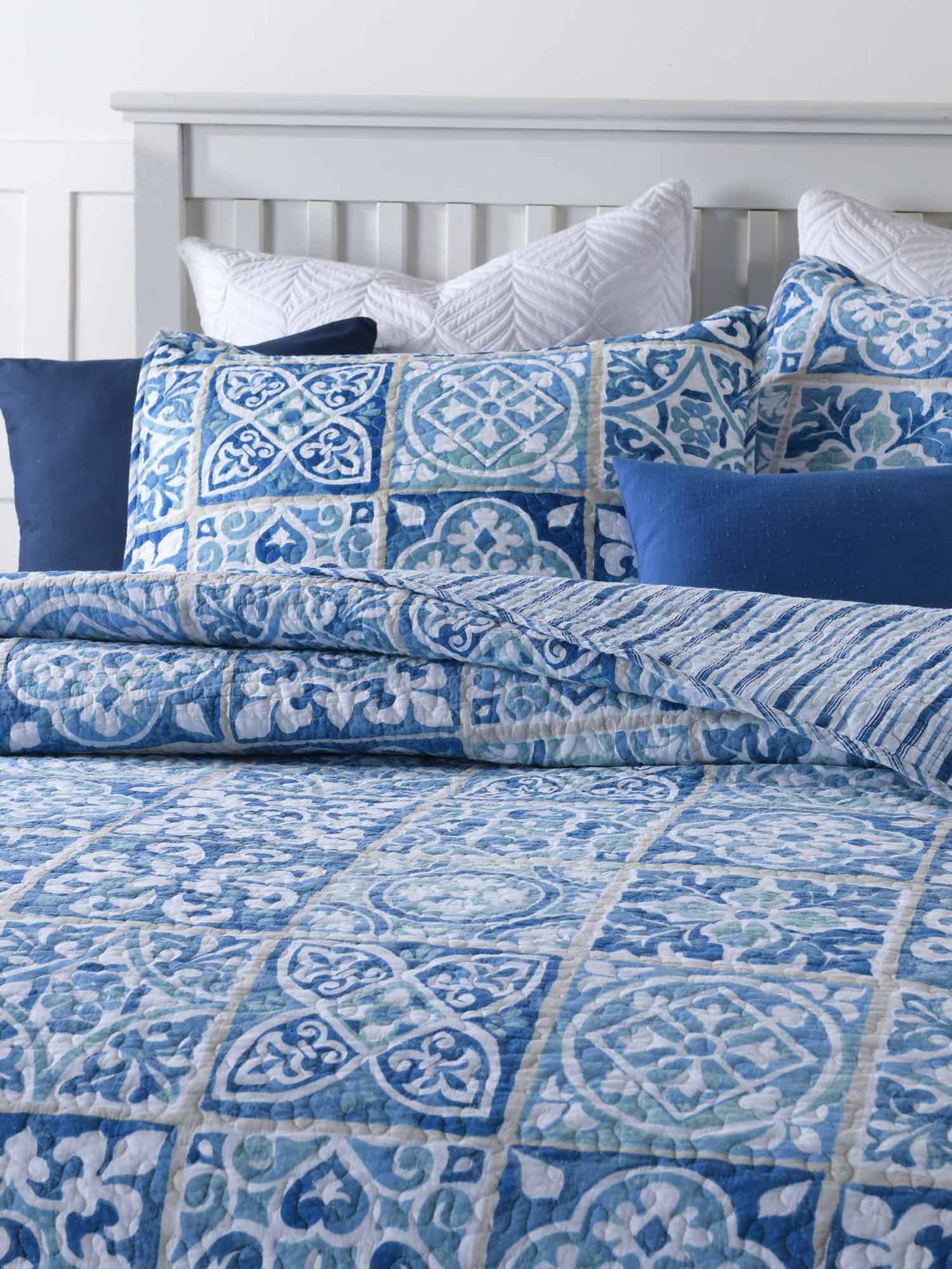 Coastal Boho Blue Portuguese Tile Print Quilted 3‑Piece Bedding Set
