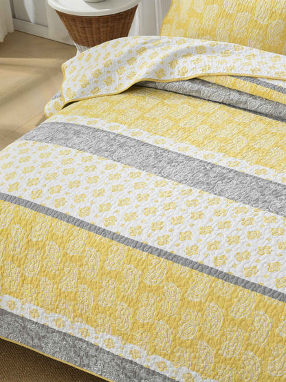 Yellow Grey Paisley Stripe Quilted 3‑Piece Bedding Set