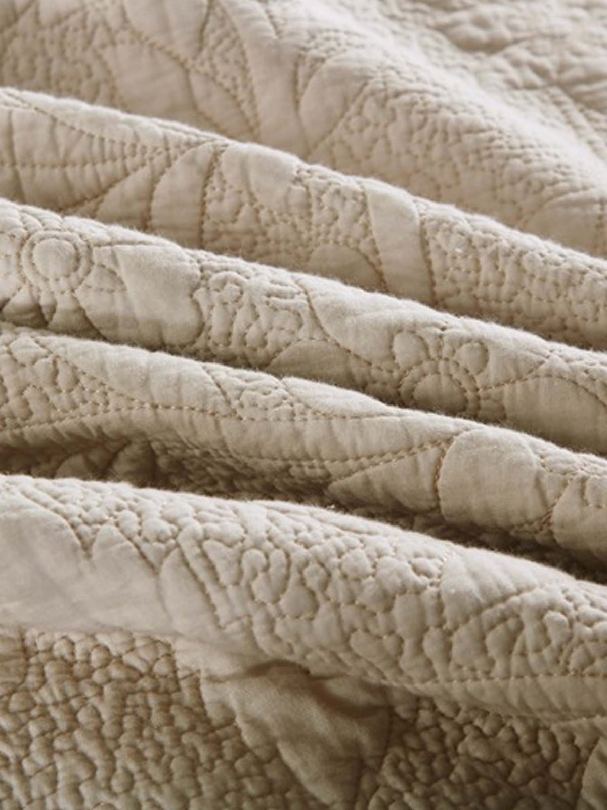 Serene Blossom 100% Cotton Floral Quilted Bedding Set