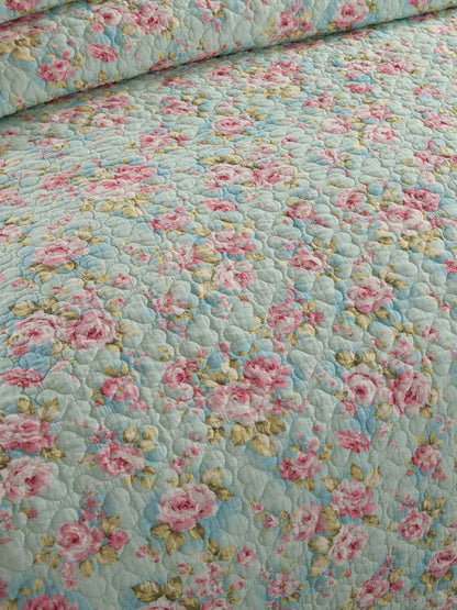 Vintage Rose Floral Print Quilted 3‑Piece Bedding Set