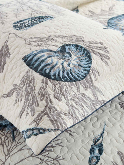 Coastal Sea Shell Coral Print Quilted 3‑Piece Bedding Set