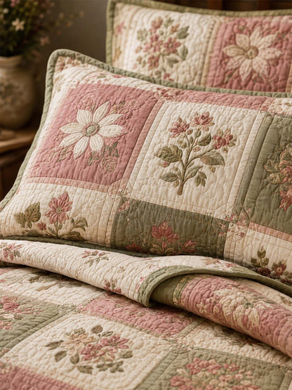 H.PAI Vintage Floral Patchwork Quilted 3-Piece Bedding Set