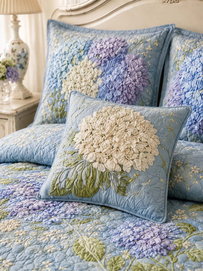H.PAI Blue Hydrangea Floral Quilted 3-Piece Bedding Set