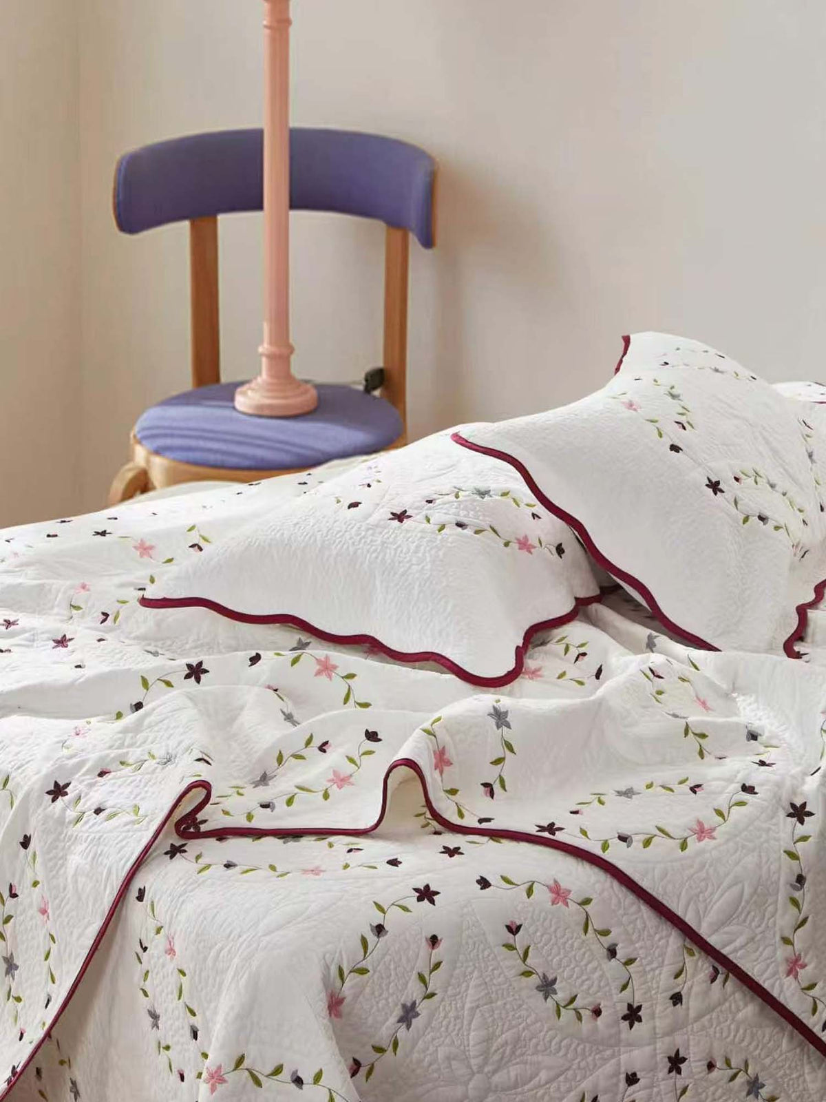 Meadow Vine Floral Quilted 3-Piece Bedding Set