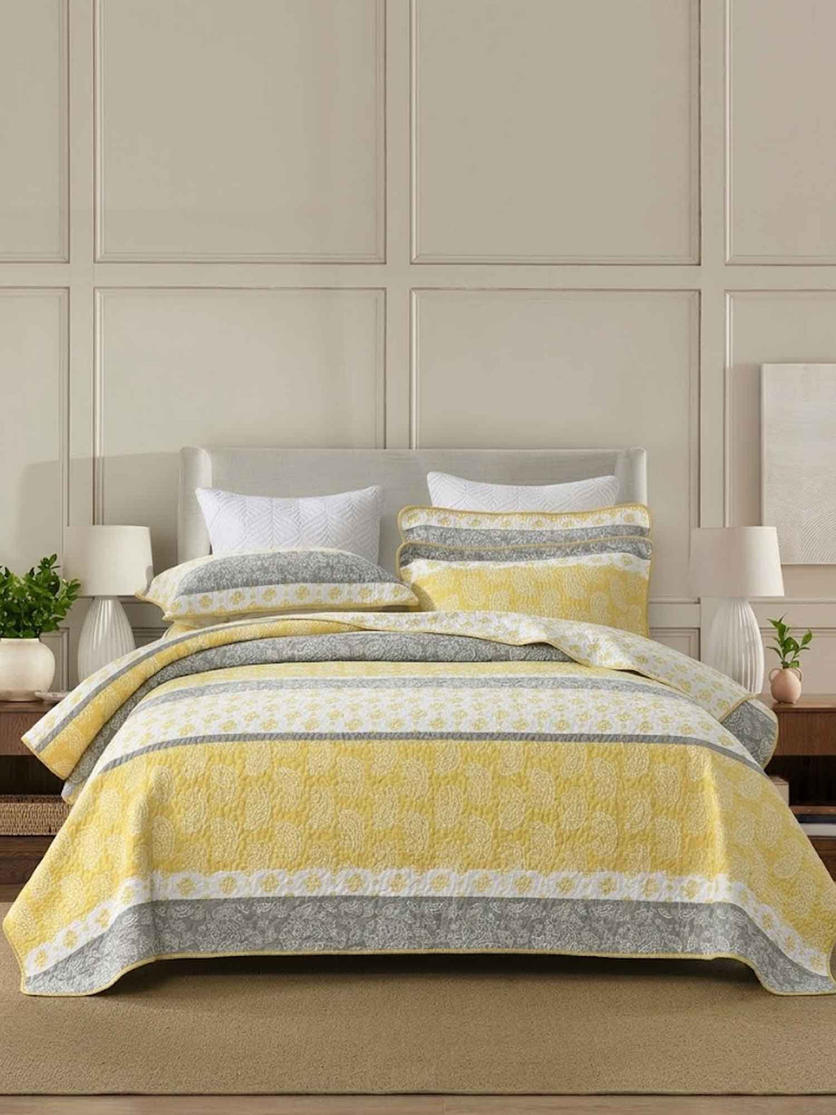 Yellow Grey Paisley Stripe Quilted 3‑Piece Bedding Set
