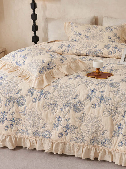 Blue Botanical Garden Quilted 3-Piece Bedding Set