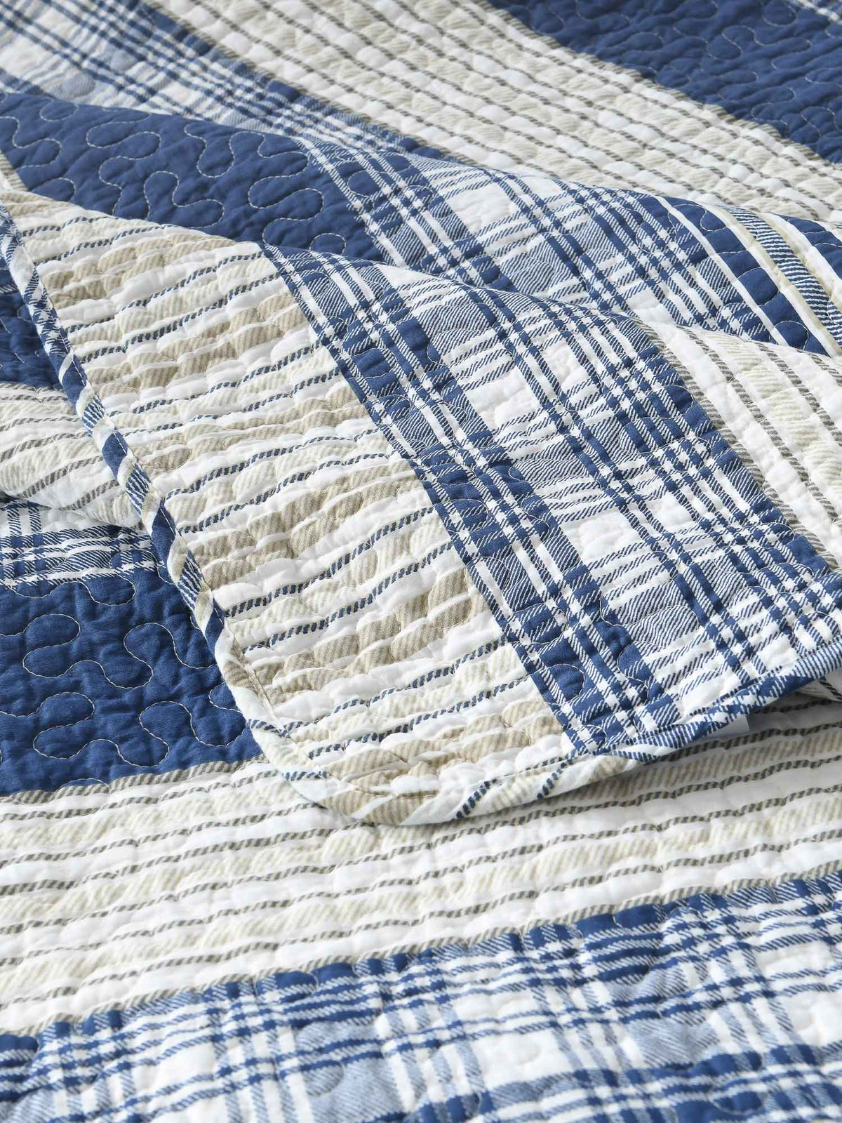 Blue Grey Buffalo Check Patchwork Quilted 3‑Piece Bedding Set
