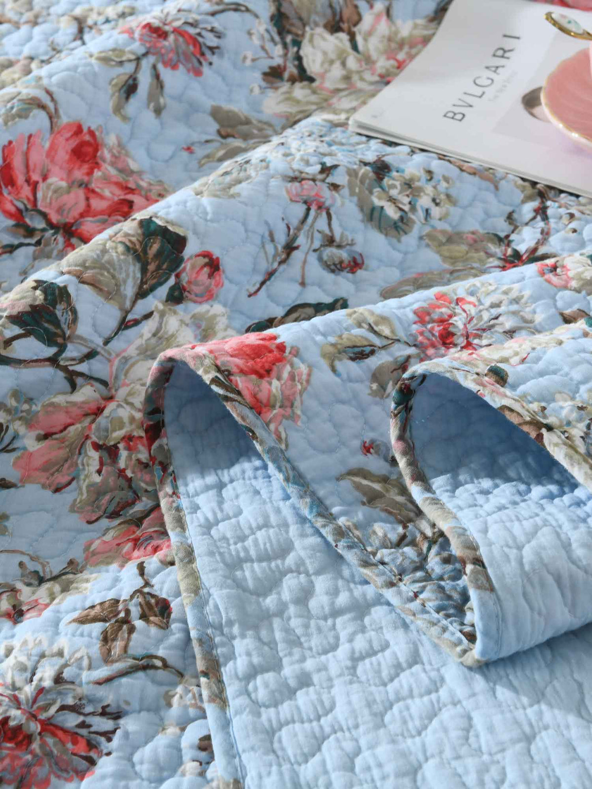 Light Blue Vintage Rose Floral Quilted 3‑Piece Bedding Set