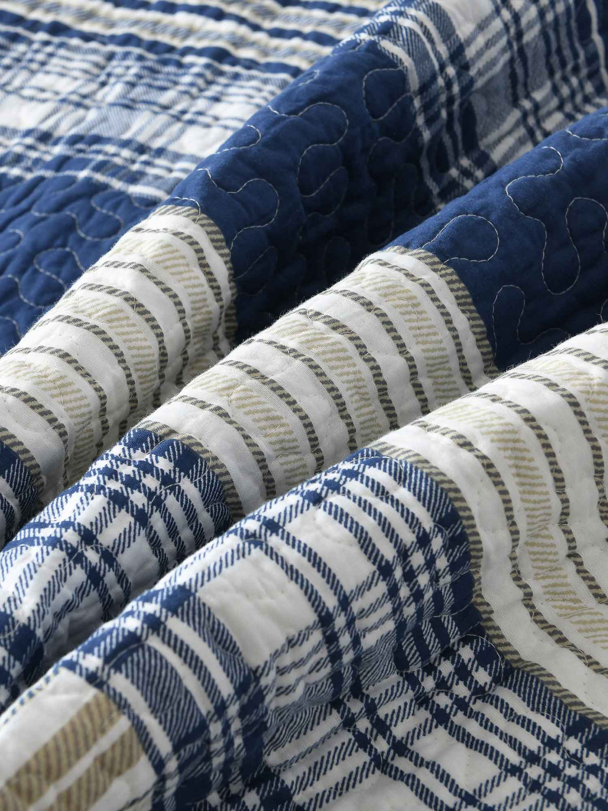 Blue Grey Buffalo Check Patchwork Quilted 3‑Piece Bedding Set