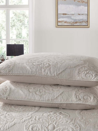Damask Quilted 3-Piece Bedding Set