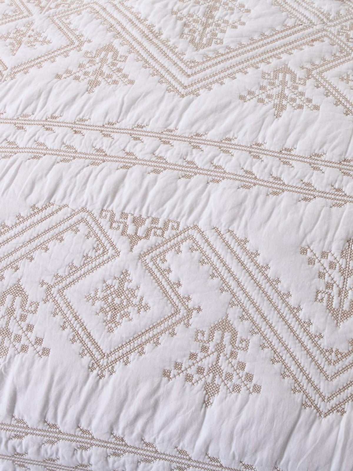Ivory Nomad Geometric Quilted 3-Piece Bedding Set